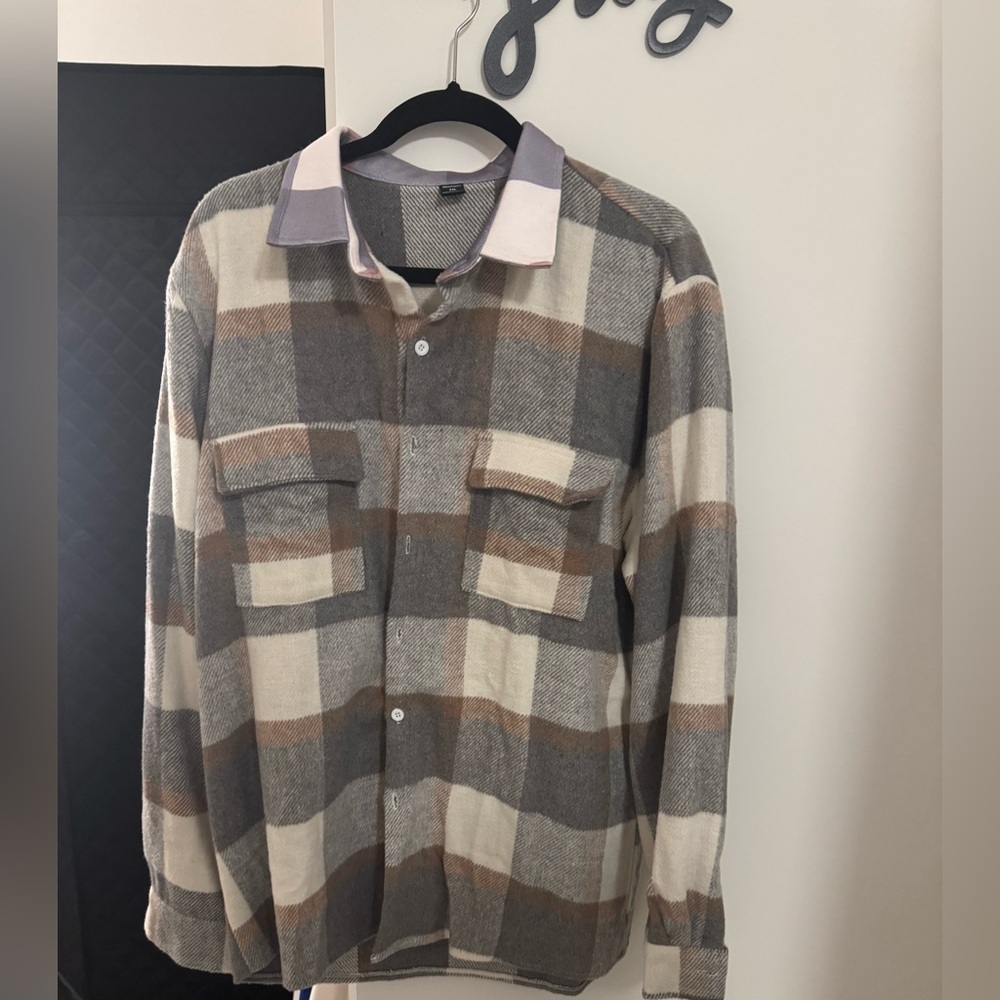 Flannel button up Long Sleeve